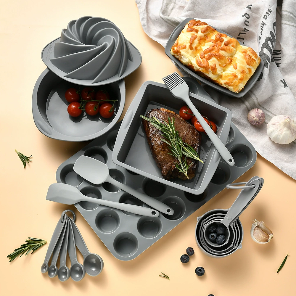 Heat‑resistant 18‑piece baking set — rectangular loaf pan, molds, measuring cups & utensils