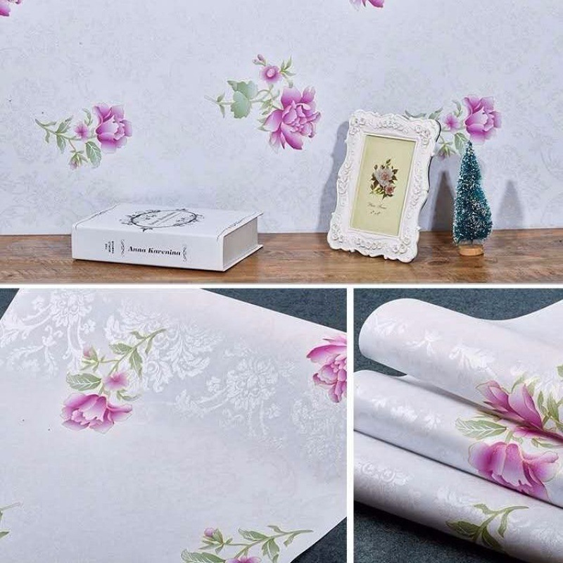 흰색 배경으로 보라색 모란