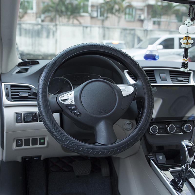 타이어 패턴 블랙