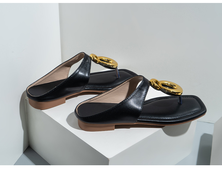 Women Flip Flops New Casual Flat Slippers Female Slides Versatile Square Head Hollow Ladies Sandals_voghion.com