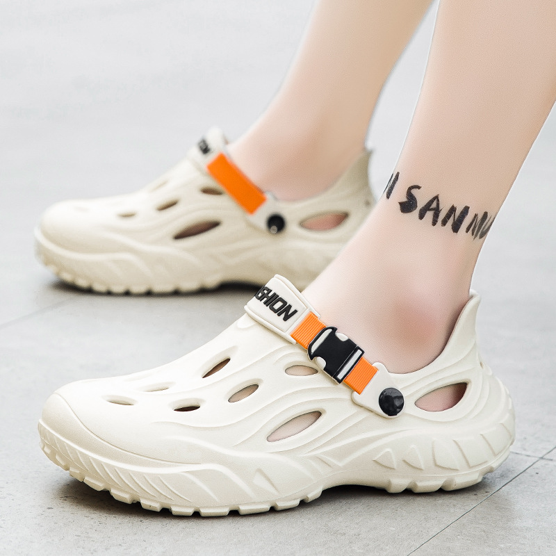 Pisar zapatos con agujeros de mierda, tendencia de verano para hombres, zapatillas de tacón exterior, suela gruesa, antideslizante, sandalias de playa al aire libre resistentes al desgaste