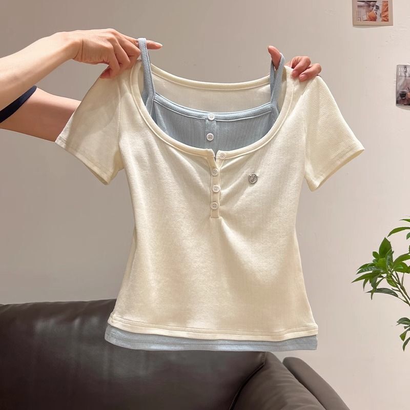 Summer Chic and Beautiful Korean-Style Color-Blocking Fake Two-Piece Spliced Half-Open Collar Short-Sleeve T-Shirt for Women, Stunning Top Summer Chic and Beautiful Korean-Style Color-Blocking Fake Two-Piece Spliced Half-Open Collar Short-Sleeve T-Shirt for Women, Stunning Top