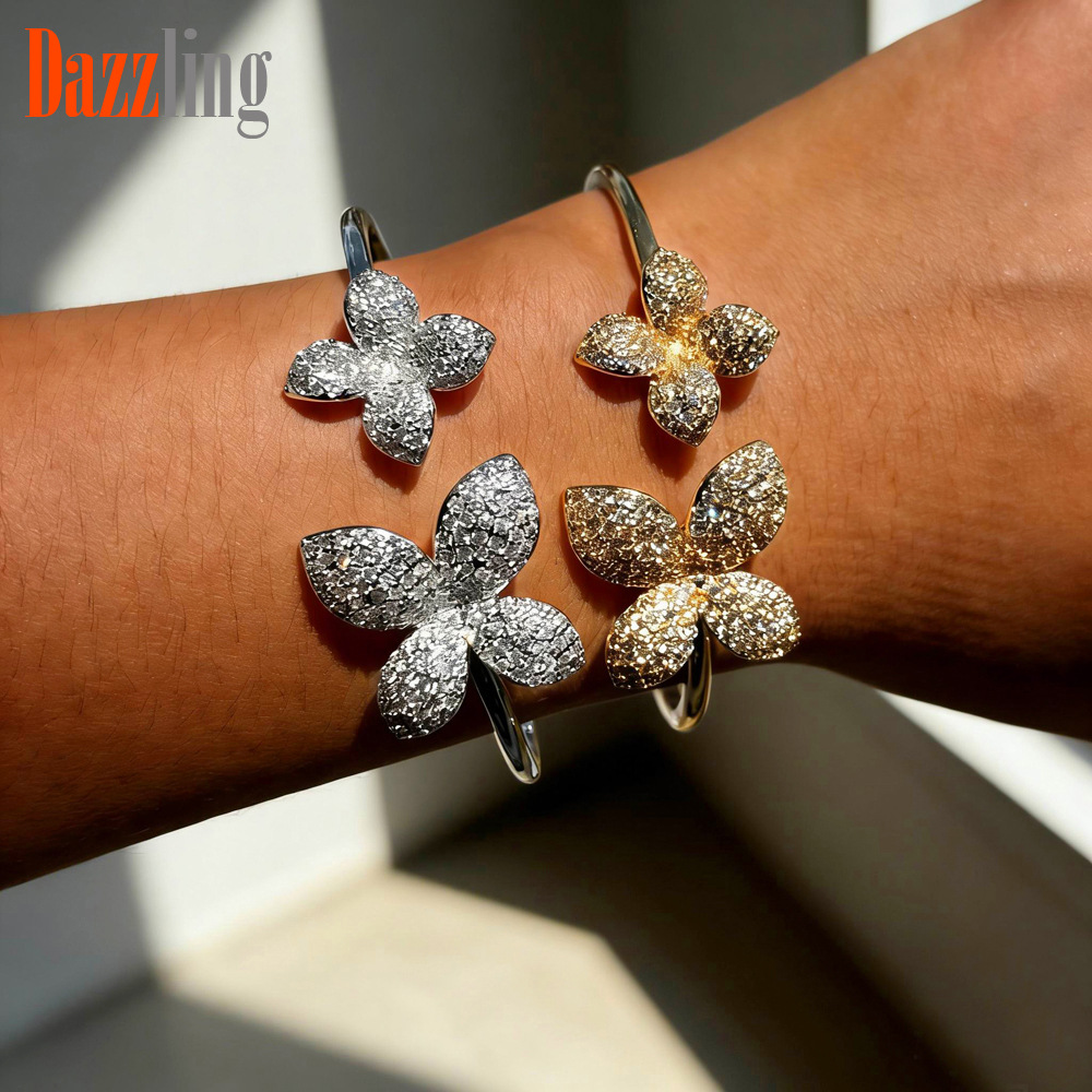 Bracciale rigido aperto fiore e zircone gioiello personalizzato_voghion.com