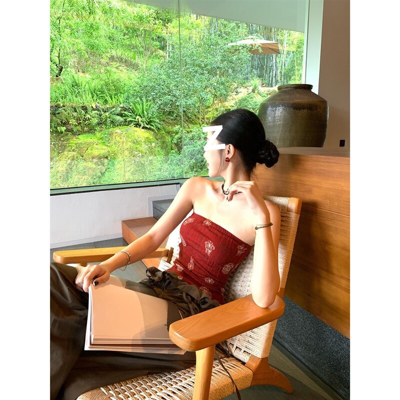 Sleeveless Red Tube Top for Women, Summer 2026, Versatile Short Top, Shapewear, Slimming and Unique Sleeveless Red Tube Top for Women, Summer 2026, Versatile Short Top, Shapewear, Slimming and Unique