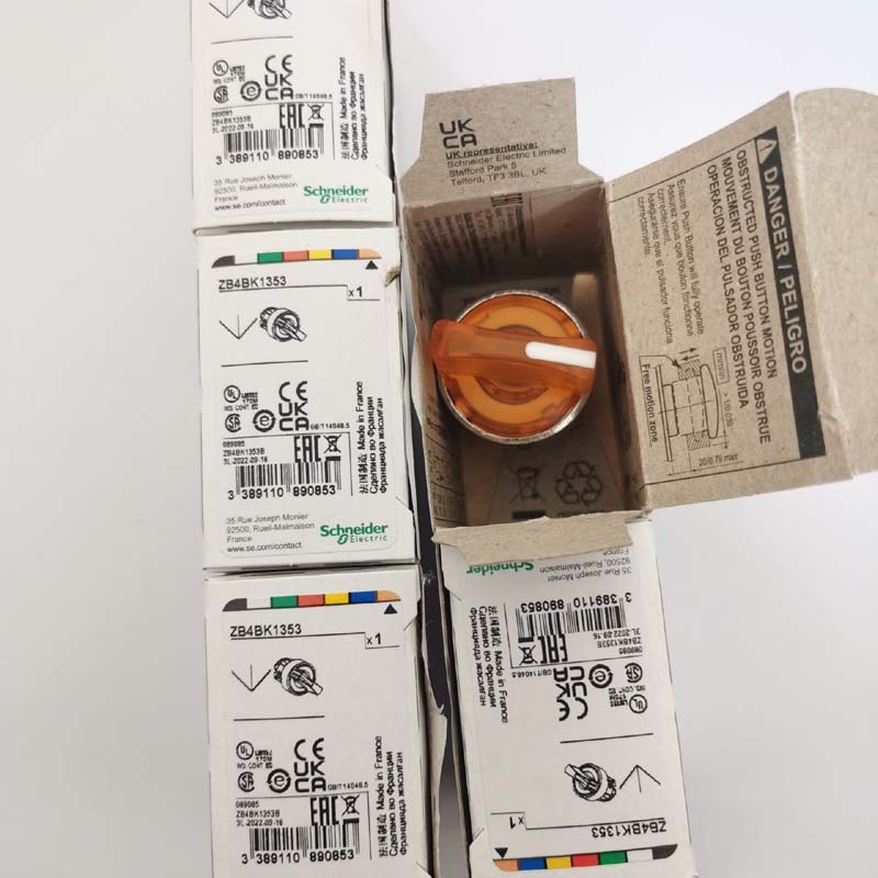 全新原装进口自复位按钮开关头ZB4BK1353 ZB4BK1333 ZB4BK1363