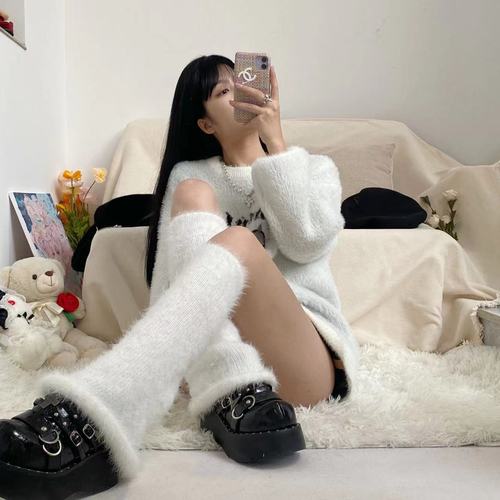 New autumn and winter products thickened mink fur feather yarn plush y2k hot girl socks warm and slimming horn wide leg leg covers