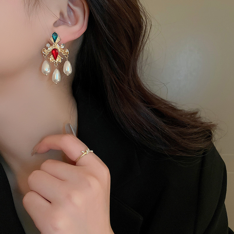 Vintage Style Heart Shape Butterfly Metal Plating Artificial Pearls Zircon Womenu0027S Drop Earrings