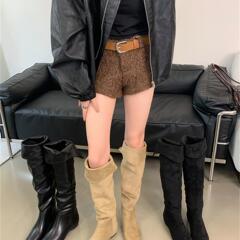 时髦精~尖头平底套筒堆堆靴绒面后开叉两穿卡其色长筒靴女骑士靴