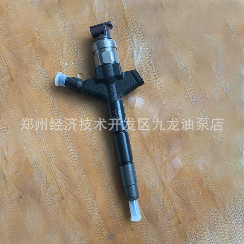 8950501050 Common rail injector 295050-1050 16600-5X30A для Nissan D5 D22