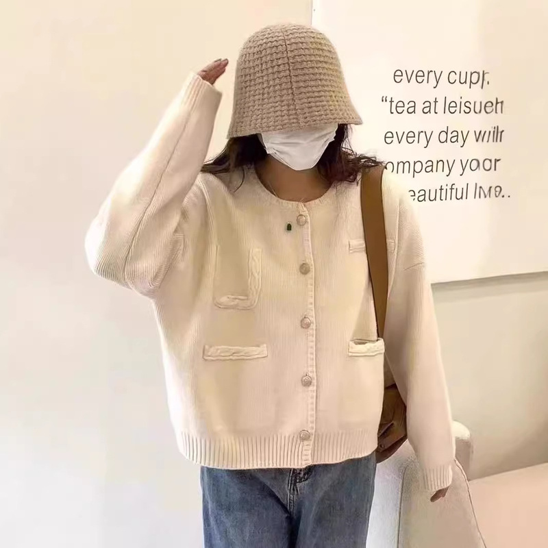 Crewneck Gentle Style Soft Waxy Sweater Coat Women's Autumn and Winter New Design Sense Loose Lazy Style All-match Knitted Cardigan Crewneck Gentle Style Soft Waxy Sweater Coat Women's Autumn and Winter New Design Sense Loose Lazy Style All-match Knitted Cardigan