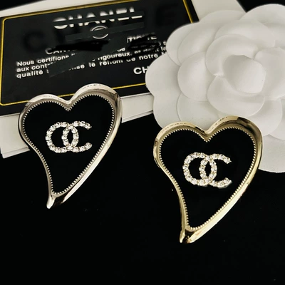 New Xiangjia Enamel Brooch with Diamond Women's Fashion Double C Letter Collar Pin Coat Jewelry All-match Pin Corsage