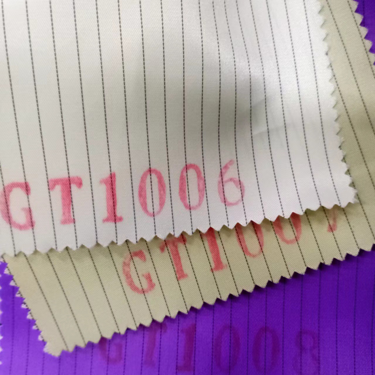 现货批发条纹防静电绸 格子防静电布，防护布料 防尘无尘车间服面