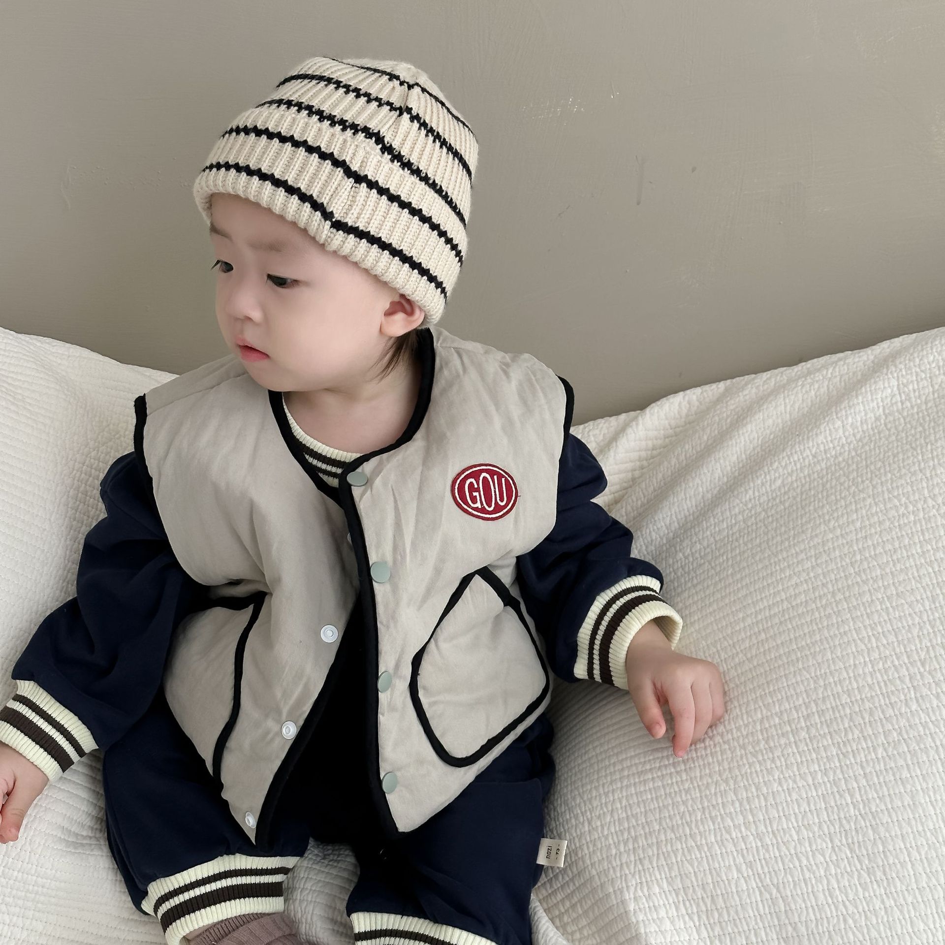 Niños y Niñas ropa de abrigo chaleco bebé Outwear 2023 Otoño e Invierno estilo coreano ropa de bebé Chaleco de algodón
