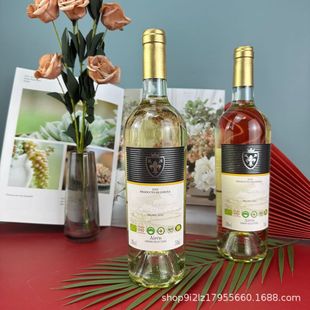 ������ԭƿ�M�ڼt������ѩ�Π��ɰ����Ѿ�����6ƿ�b��ƴ����