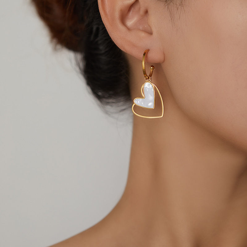 6g Weight 0.03µm Gold Plating Thickness Electroplated Gold Plating Process 201 Stainless Steel Ear Needle Material Golden Plated Plating Material Stone-Free Inlay Material Earrings Classification 1 Pair Quantity Daily Occasion 201 Stainless Steel Material Heart Shape, Flower, Butterfly Pattern Women's Gender IG Style Style Inlay Craft 1 Pair IG Style Heart Shape Flower Butterfly Inlay 304 Stainless Steel Shell Drop Earrings 无