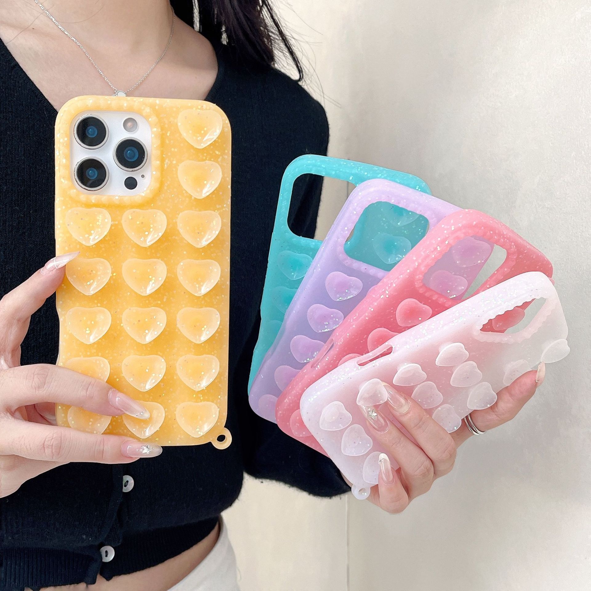 Suitable for Iphone17Promax Semi-Transparent Heart Glitter Mobile Phone Case Extra Large Diameter Suction Cup Liquid Case Apple 17