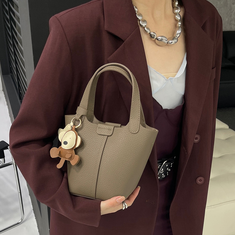 Women's 2026 New Niche Crossbody Bag Luxury Bucket Bag Genuine Leather Handbag Shoulder Bag - Thumbnail 3