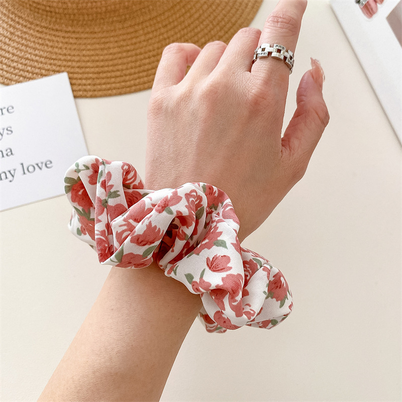 7g Weight Hair Tie Hair Accessories Type 1 Piece Quantity Daily, Street Occasion Cloth Material Flower, Horse Pattern Women's Gender Sweet Style Handmade, Handmade Craft Sweet Women's Flower Horse Cloth Handmade Hair Tie 6