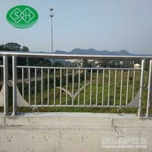 桥梁景观防撞栏杆 304不锈钢复合管护栏天桥人行道灯光围栏定制