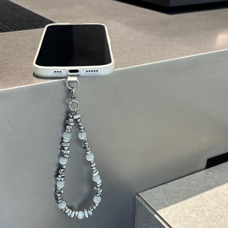 Cool and High-Sense Broken Silver Mobile Phone Chain White Cat Eye Handmade Ccd Lanyard Homemade Camera Chain Key Bag Pendant