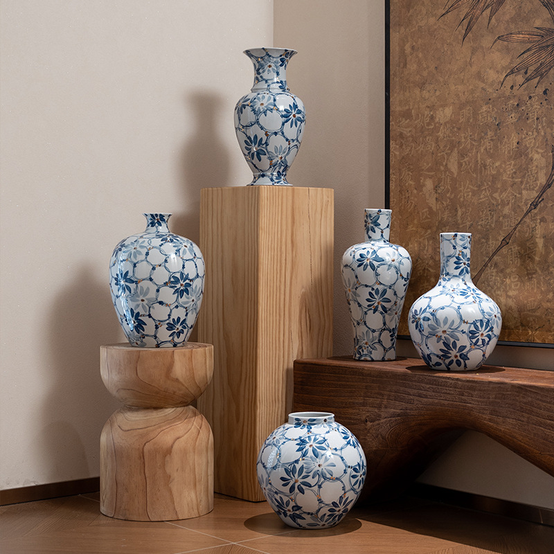 職人十三の高級手描き金青と白のセラミック大きな花瓶装飾装飾品リビングルームの新しい中国風の玄関装飾品|undefined