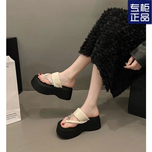 ���ֵ��ʺ��2025�¿�������ˮ荰ٴ����m��������_�R��Ь�r��Ů