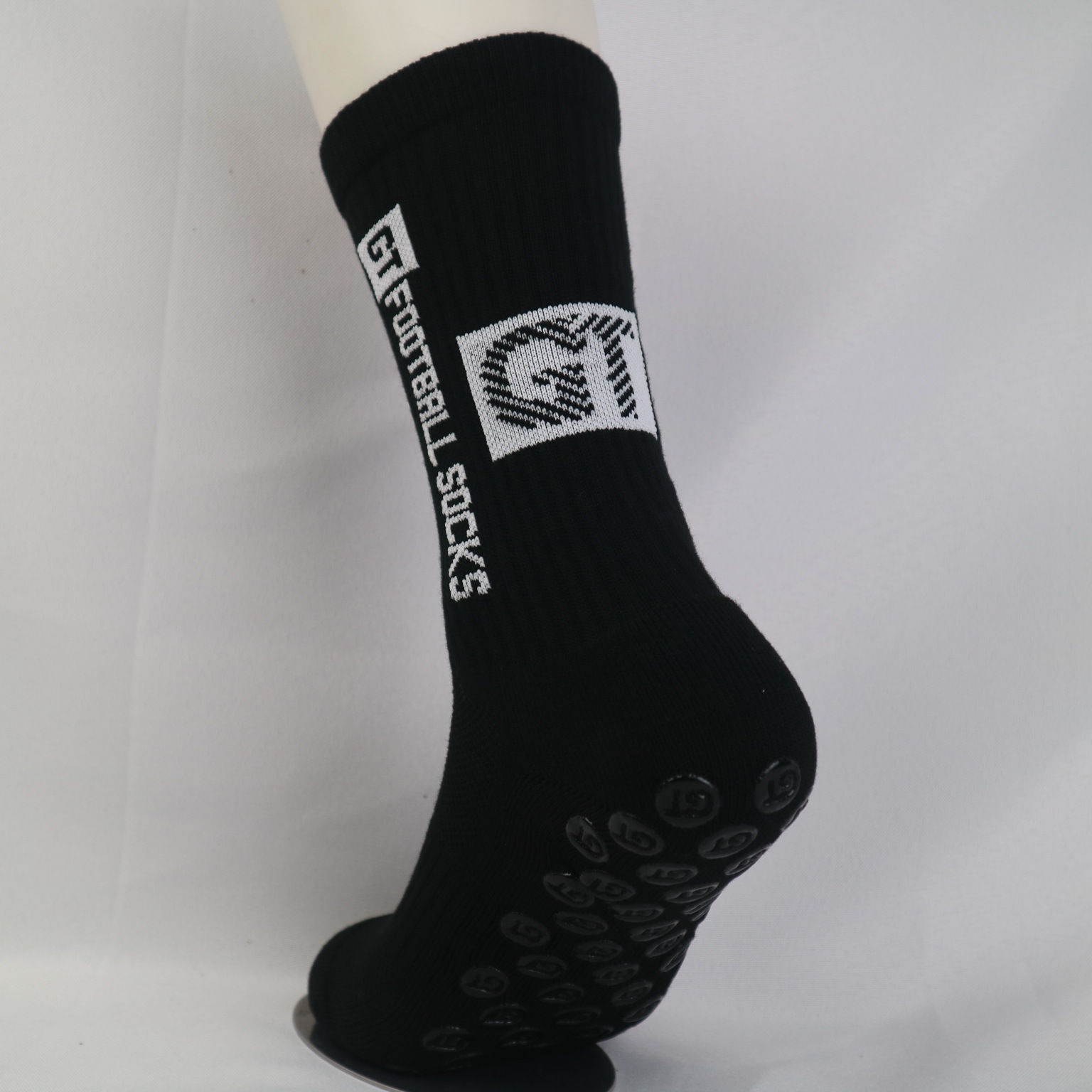 Anti-Slip Football Socks With Enhanced Cushioning - Breathable, Quick-Dry & Non-Slip Grip For Men & Women - Mid-Crew Sports Socks (Multiple Colors)_voghion.com