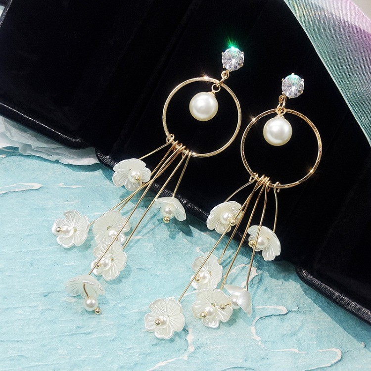 Pendientes de plata con forma de flor de perla coreana, elegantes, sencillos y únicos.