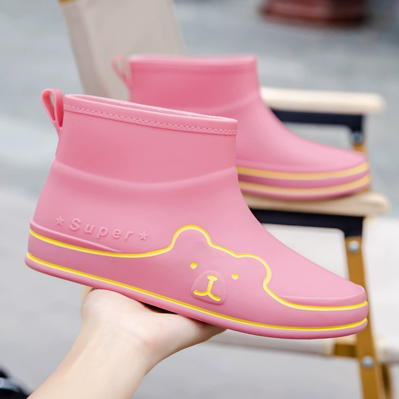 Розовые милые резиновые сапоги для девочек, женские летние новые милые крутые непромокаемые Нескользящие верхняя одежда, модные резиновые сапоги с героями мультфильмов