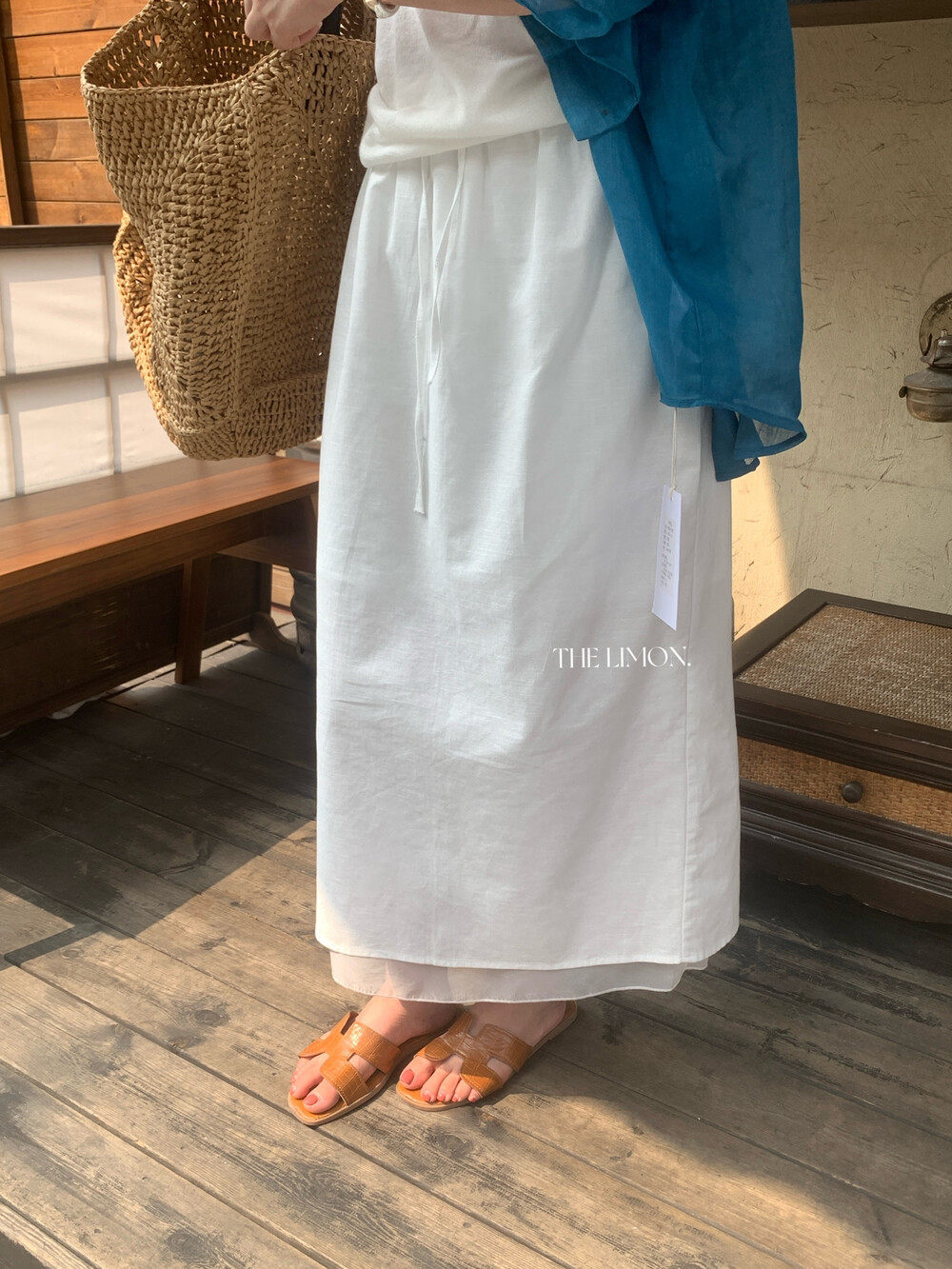 màu trắng