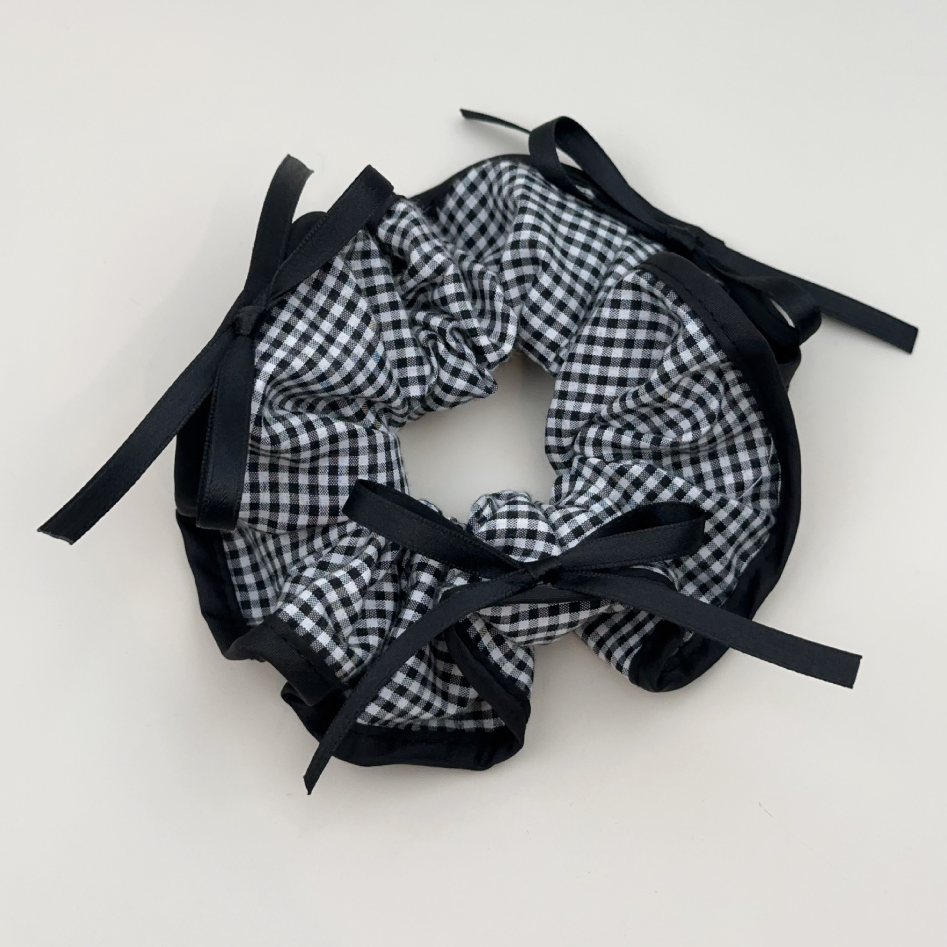 Scrunchie per capelli francese retrò a quadri con fiocco in tessuto_voghion.com