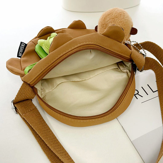 61 Explosions Kapibala Crossbody Small Round Bag Ins Cute Children's Bag Gift Bag Storage Mobile Phone snack bag