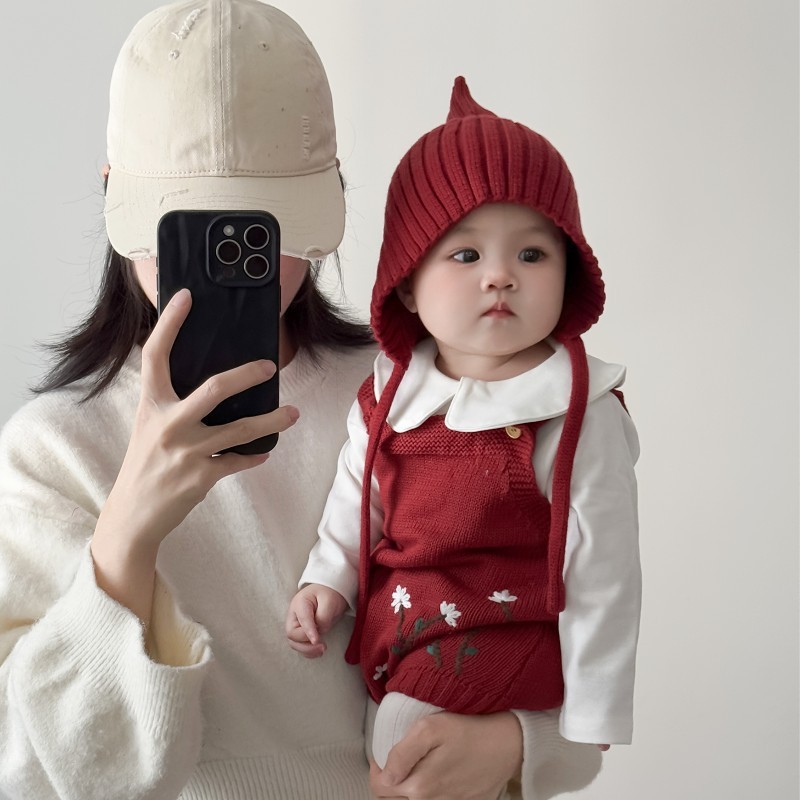 Baby hat, Korean style, red elf hat for autumn and winter, ear-covering hat for infants, cute and warm knitted wool hat