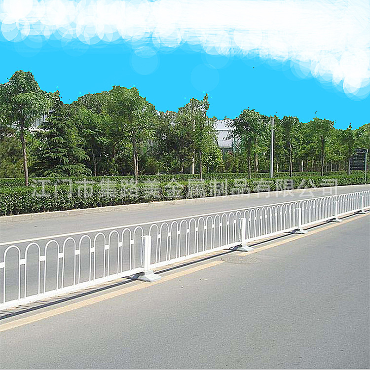 京式道路护栏 马路人行道隔离栏道路中央市政护栏城市交通护栏