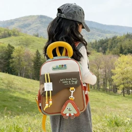 中大学生书包;幼儿园书包;小学书包