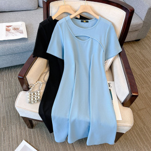 Deformation strategy 60.00 kg-175.00 kg plus size women's clothing wholesale 2024 new chubby girl niche design short sleeve dress