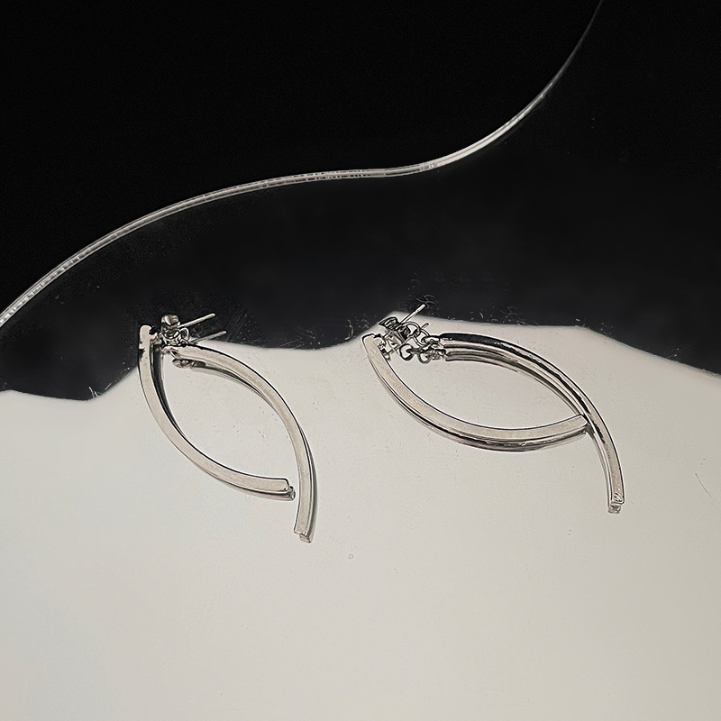 Fashion Geometric Alloy Earrings display picture 3