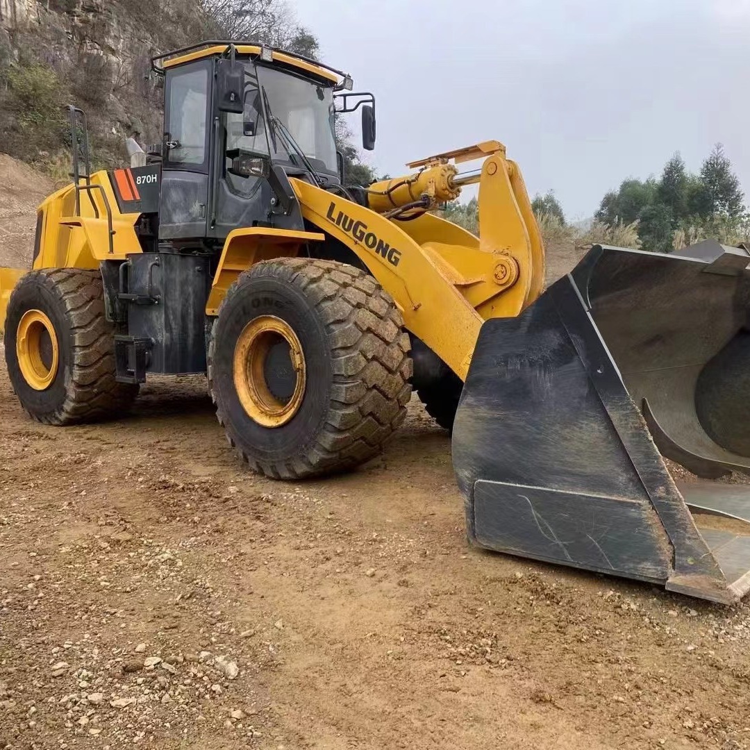 铰接式自卸卡车轮胎 750/65R25全钢丝矿山装载机轮胎恶劣路况用