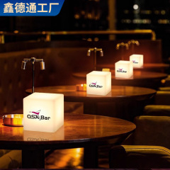 ロゴカスタマイズされたクリアバー雰囲気テーブルランプクリエイティブ小さなギフト北欧テーブルランプ屋外居酒屋キャンプdiyナイトライト