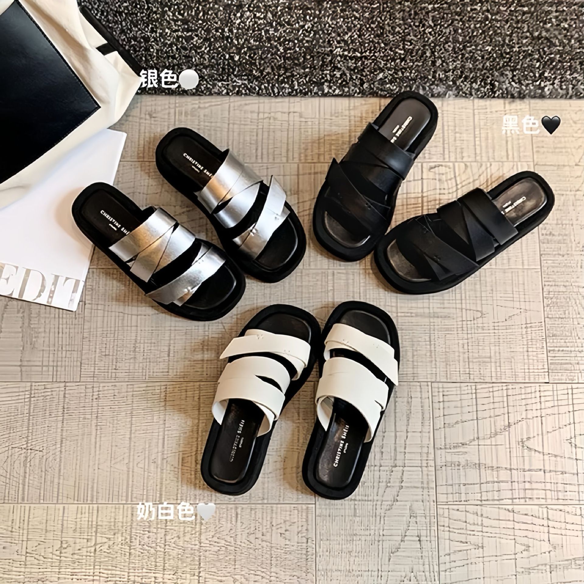 Versión de piel de oveja ~ Su Yinyin con punta cuadrada, suela gruesa, zapatillas de ocio de vacaciones en la playa, sandalias y zapatillas de verano para mujer