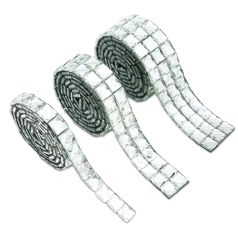 Nueva venta caliente de taladro de agua de vidrio cinta adhesiva de fusión en caliente tira de taladro de imitación autoadhesiva adhesivo adhesivo adhesivo de taladro de cristal caja de cosméticos diamante