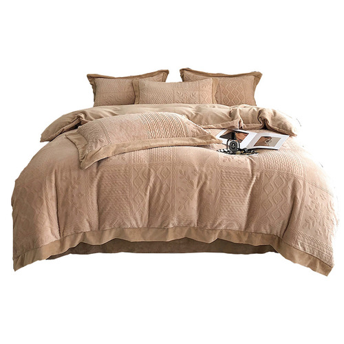 Category A maternal and infant milk velvet bed four-piece set winter warm thickened coral velvet naked sleeping flannel plus velvet wholesale