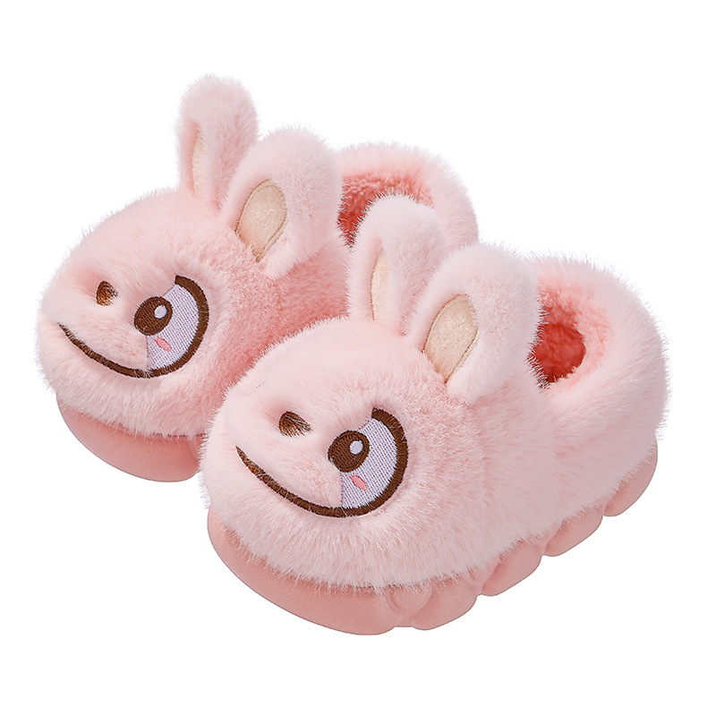 Bolsos de invierno para niños, zapatos de algodón para niños y niñas, calentamiento y pelusa, fondo grueso, lindos zapatillas de algodón para niños pequeños y medianos en el hogar.