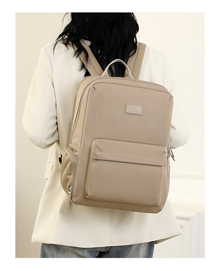 Colorful Fox Women's large-capacity Backpack, Casual multi-layer travel backpack, Business commuting computer backpack undefined