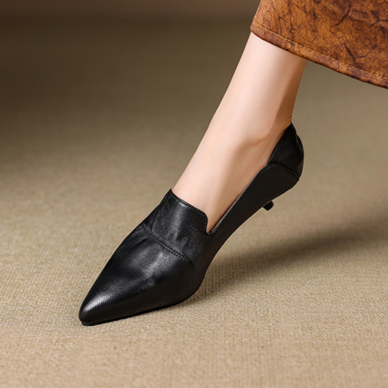 Retro Goatskin Pumps Women's Spring & Fall New Thick Heel Genuine Leather Pointed Toe Pleated Small Leather Shoes Soft Leather Mid-Heel Shoes