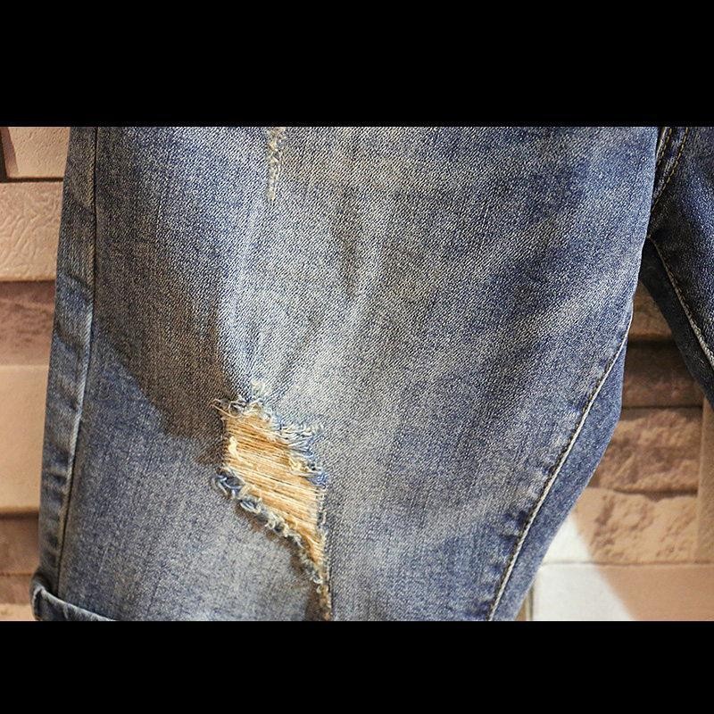 Verano marca de tendencia hombre jeans jeans de estilo coreano retro pantalones cortos rectos agujeros lavados con agua para hacer pantalones viejos