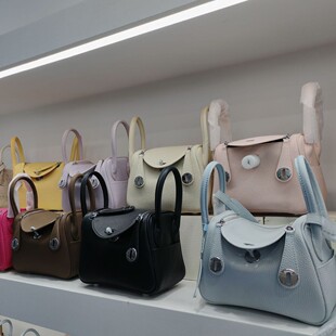 mini�ֵϰ�26�紺��ٴ����^���μ������б��ș����p��Ů����Ů