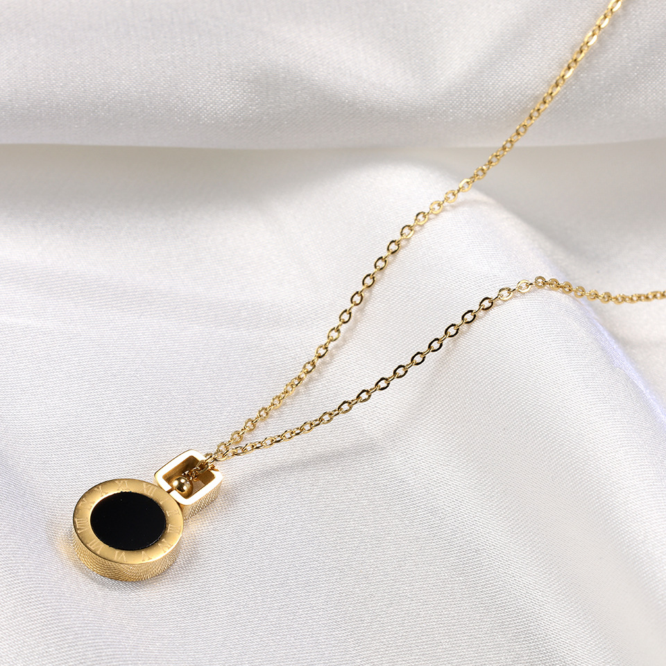 Simple Style Round Titanium Steel Inlay Rhinestones 14K Gold Plated Pendant Necklace_colorza_1