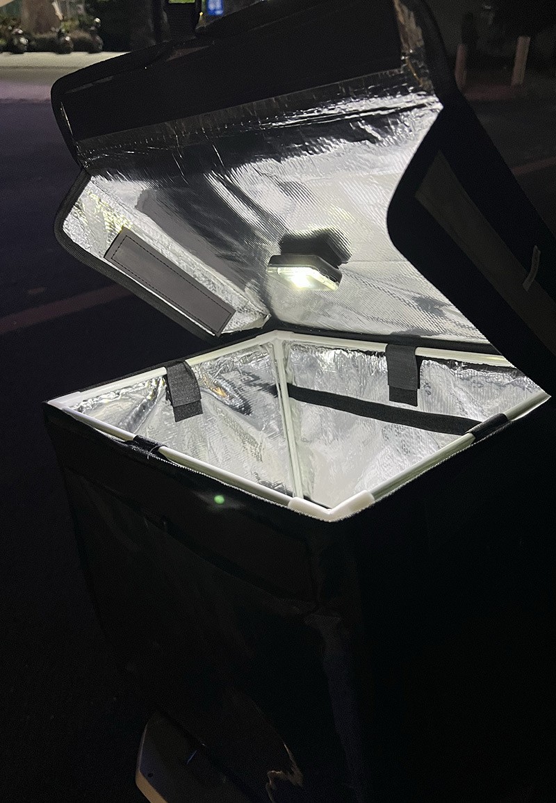 Electric Vehicle Trunk Light, Food Delivery Insulated Box, Takeaway Box, Universal for Electric Bikes, Motorcycles, and Car Trunks with Automatic Sensing