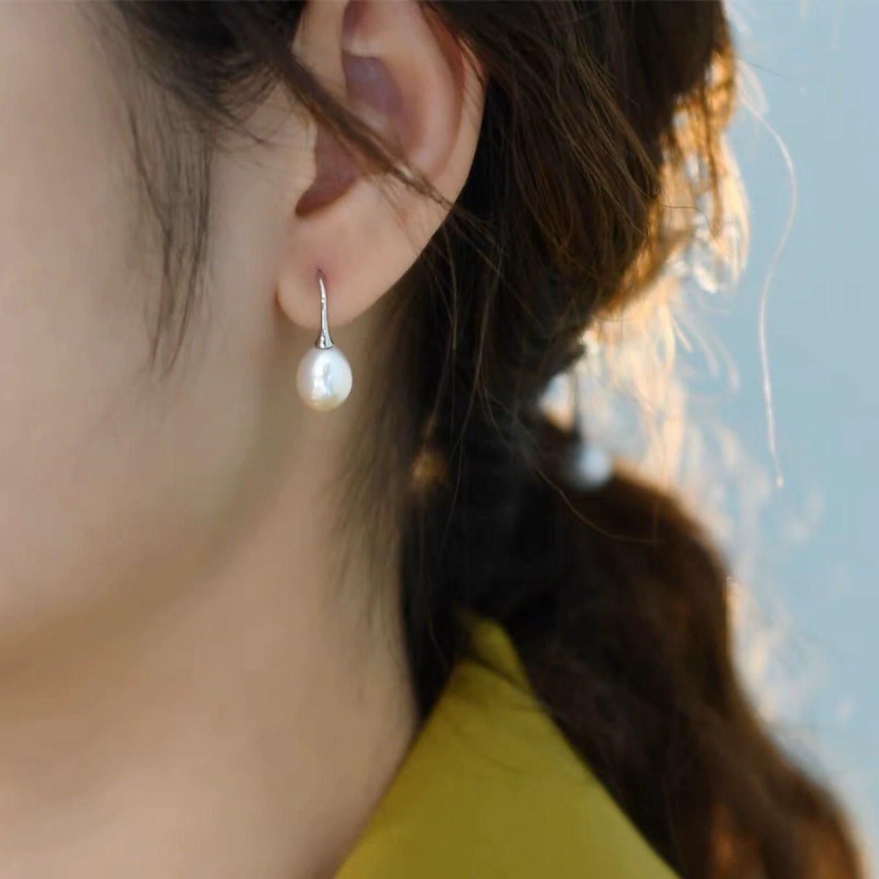 Серьги из натурального пресноводного жемчуга, женские серебряные Простые Серебряные серьги All-Body S925, милые элегантные, новый нишевый дизайн, модные женские